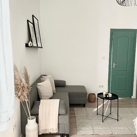 Cozy Apartment In Central Budapest Bagian luar foto