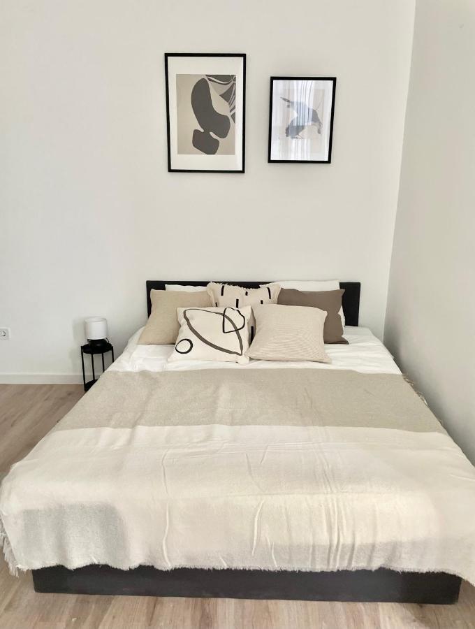 Cozy Apartment In Central Budapest Bagian luar foto