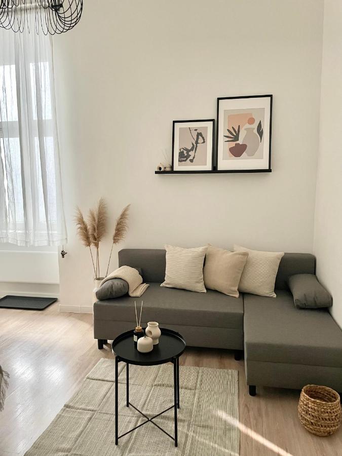 Cozy Apartment In Central Budapest Bagian luar foto
